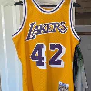 Mitchell & Ness Lakers James Worthy swingman jersey. Medium